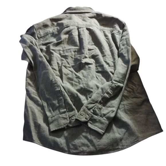 Eddie Bauer Men's Charcoal Button-Down Shirt - Picture 4 of 4